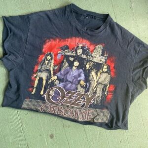 American Vintage Black Graphic Crop Top